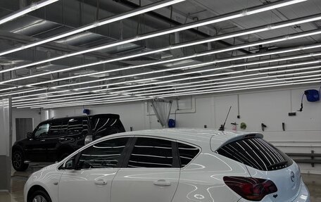 Opel Astra J, 2012 год, 760 000 рублей, 2 фотография