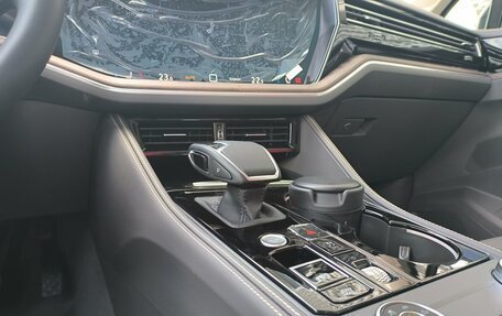 Volkswagen Touareg III, 2025 год, 8 180 000 рублей, 30 фотография