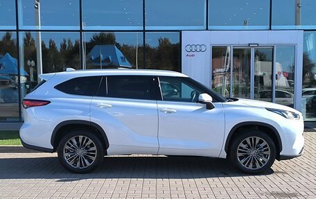 Toyota Highlander, 2026 год, 5 590 000 рублей, 6 фотография