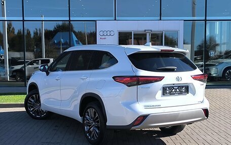 Toyota Highlander, 2026 год, 5 590 000 рублей, 9 фотография