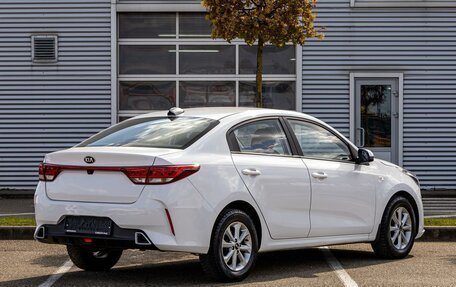 KIA Rio IV, 2021 год, 1 395 000 рублей, 6 фотография
