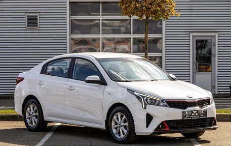 KIA Rio IV, 2021 год, 1 395 000 рублей, 3 фотография