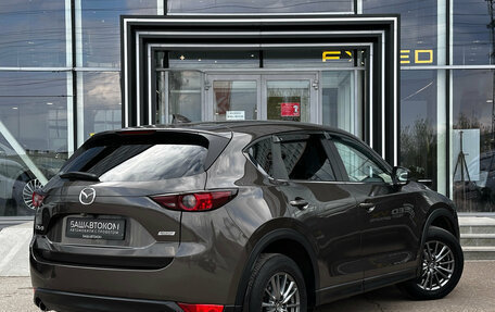 Mazda CX-5 II, 2017 год, 2 100 000 рублей, 4 фотография