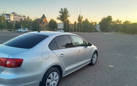 Volkswagen Jetta VI, 2013 год, 920 000 рублей, 5 фотография