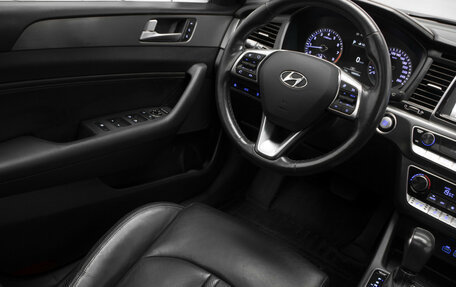 Hyundai Sonata VII, 2017 год, 1 850 000 рублей, 17 фотография