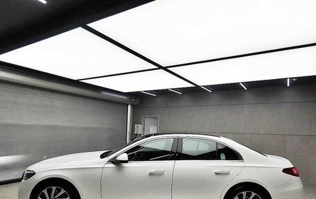 Mercedes-Benz E-Класс, 2025 год, 6 729 000 рублей, 3 фотография