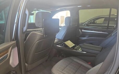Cadillac Escalade V, 2025 год, 17 990 000 рублей, 10 фотография