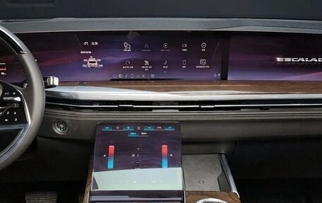 Cadillac Escalade V, 2025 год, 17 990 000 рублей, 8 фотография