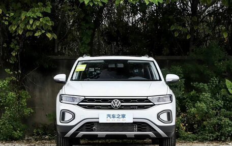 Volkswagen T-Roc I, 2026 год, 2 600 000 рублей, 2 фотография
