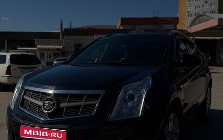Cadillac SRX II рестайлинг, 2011 год, 1 900 000 рублей, 1 фотография