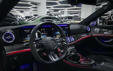 Mercedes-Benz E-Класс AMG, 2020 год, 6 800 000 рублей, 29 фотография