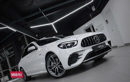 Mercedes-Benz E-Класс AMG, 2020 год, 6 800 000 рублей, 7 фотография