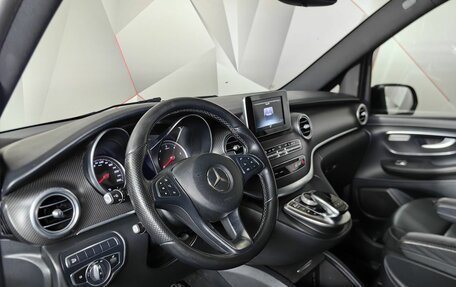 Mercedes-Benz V-Класс, 2018 год, 3 995 000 рублей, 19 фотография