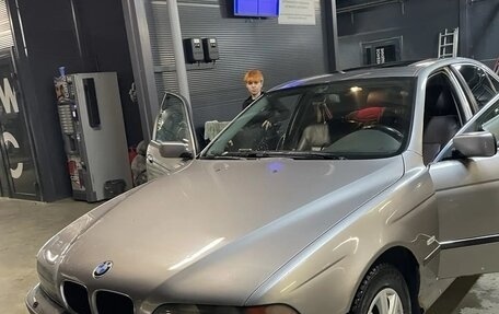 BMW 5 серия, 1997 год, 520 000 рублей, 3 фотография