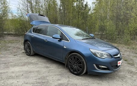 Opel Astra J, 2013 год, 880 000 рублей, 5 фотография