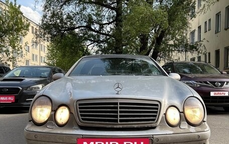 Mercedes-Benz CLK-Класс, 1999 год, 330 000 рублей, 3 фотография