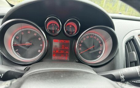 Opel Astra J, 2013 год, 880 000 рублей, 15 фотография