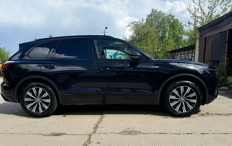 Volkswagen Touareg III, 2019 год, 5 700 000 рублей, 5 фотография
