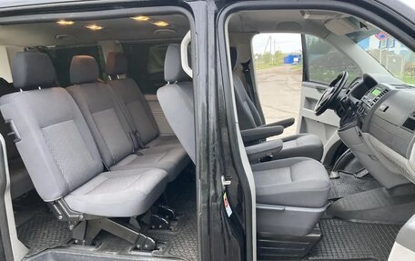 Volkswagen Caravelle T5, 2014 год, 1 900 000 рублей, 5 фотография