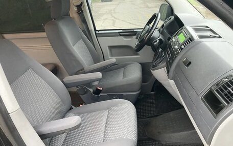 Volkswagen Caravelle T5, 2014 год, 1 900 000 рублей, 7 фотография