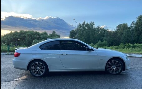 BMW 3 серия, 2011 год, 1 450 000 рублей, 4 фотография