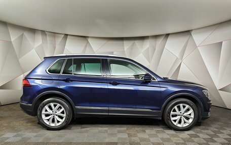 Volkswagen Tiguan II, 2017 год, 2 095 000 рублей, 6 фотография