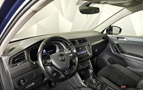 Volkswagen Tiguan II, 2017 год, 2 095 000 рублей, 18 фотография