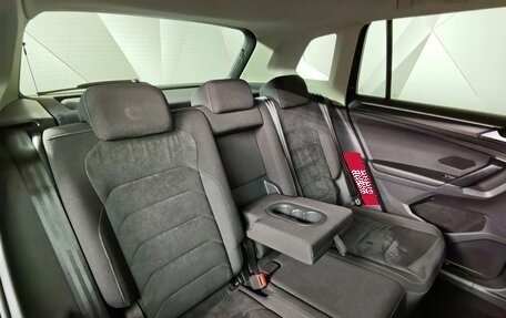 Volkswagen Tiguan II, 2017 год, 2 095 000 рублей, 16 фотография