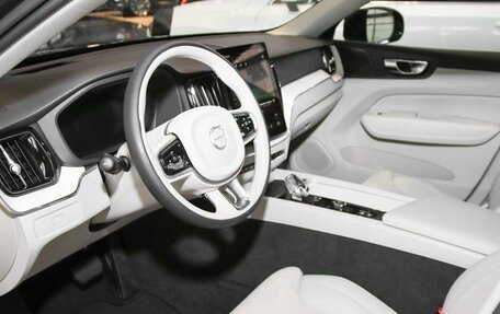 Volvo XC60 II, 2025 год, 8 900 000 рублей, 4 фотография