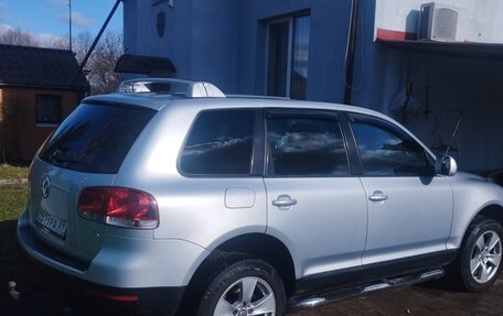 Volkswagen Touareg III, 2004 год, 839 000 рублей, 7 фотография