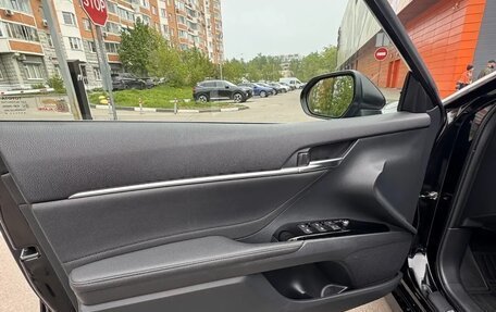 Toyota Camry, 2020 год, 2 850 000 рублей, 3 фотография