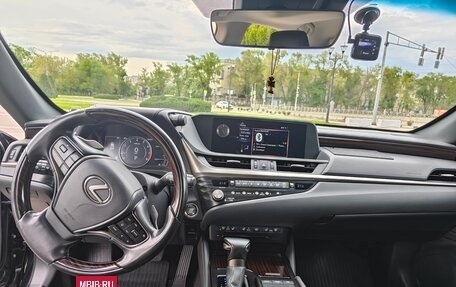 Lexus ES VII, 2020 год, 4 200 000 рублей, 9 фотография