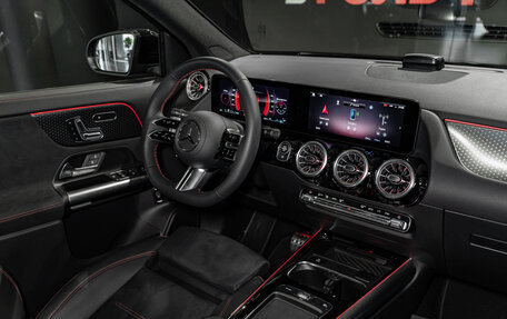 Mercedes-Benz GLA, 2024 год, 6 500 000 рублей, 17 фотография