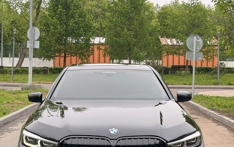 BMW 7 серия, 2019 год, 4 000 000 рублей, 2 фотография