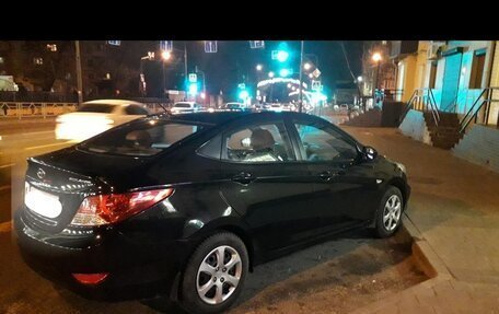 Hyundai Solaris II рестайлинг, 2012 год, 650 000 рублей, 4 фотография