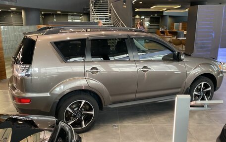Mitsubishi Outlander III рестайлинг 3, 2011 год, 1 575 000 рублей, 8 фотография