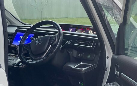 Honda Stepwgn IV, 2017 год, 2 200 000 рублей, 12 фотография