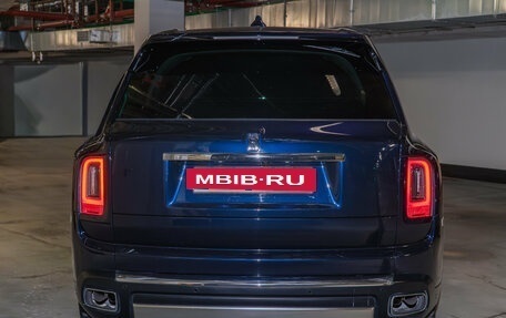 Rolls-Royce Cullinan, 2019 год, 29 990 000 рублей, 2 фотография