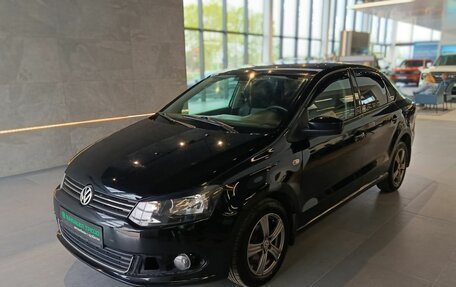 Volkswagen Polo VI (EU Market), 2011 год, 599 000 рублей, 3 фотография