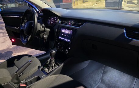 Skoda Octavia, 2018 год, 2 200 000 рублей, 14 фотография