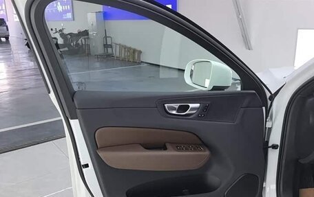 Volvo XC60 II, 2025 год, 5 153 000 рублей, 7 фотография