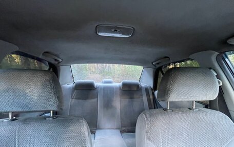 Mazda Familia, 1999 год, 270 000 рублей, 37 фотография