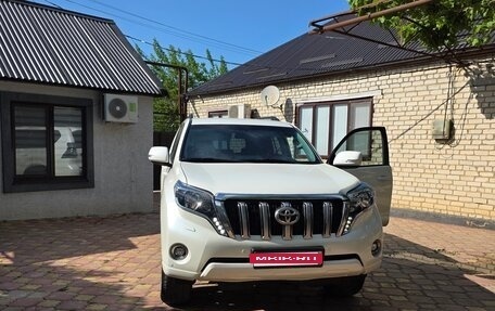 Toyota Land Cruiser Prado 150 рестайлинг 2, 2016 год, 3 800 000 рублей, 4 фотография