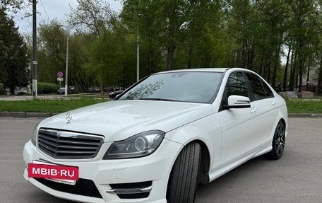 Mercedes-Benz C-Класс, 2013 год, 1 630 000 рублей, 2 фотография