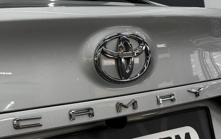 Toyota Camry, 2022 год, 4 099 900 рублей, 14 фотография