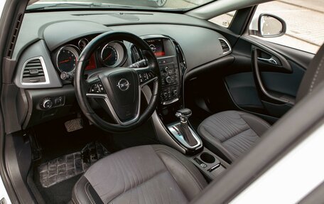 Opel Astra J, 2014 год, 895 000 рублей, 13 фотография
