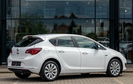 Opel Astra J, 2014 год, 895 000 рублей, 6 фотография