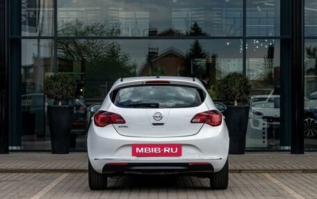 Opel Astra J, 2014 год, 895 000 рублей, 5 фотография