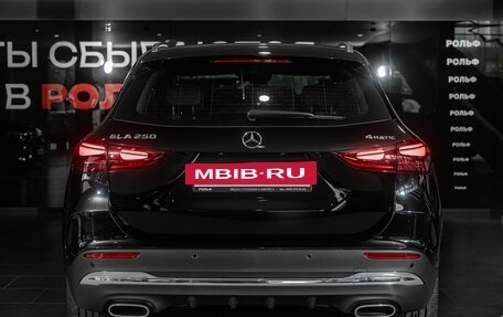 Mercedes-Benz GLA, 2024 год, 6 500 000 рублей, 5 фотография