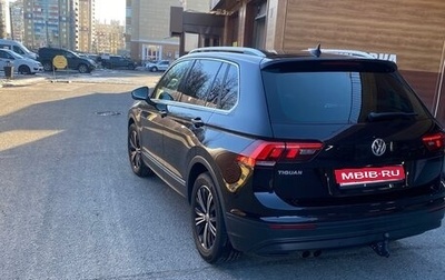 Volkswagen Tiguan II, 2019 год, 2 700 000 рублей, 1 фотография